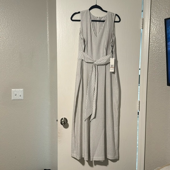 NWT Calvin Klein romper - Picture 1 of 6